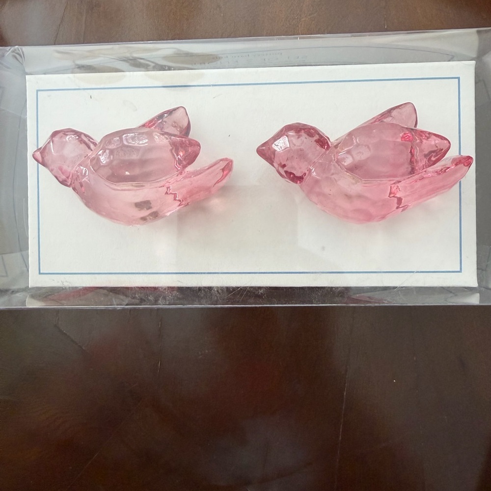 Pottery Barn Kids Bird Drawer Knobs Set.
